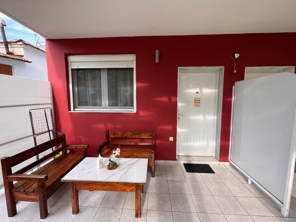 Niriides Rooms Nea Kallikrateia Exterior foto